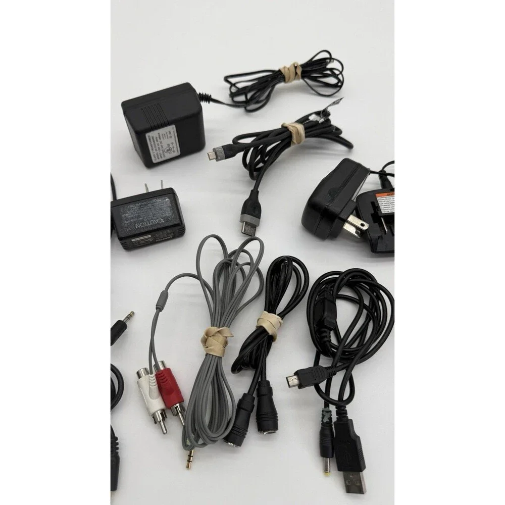 Mixed Lot of Electronics Cables, Chargers, and Power Adapters - Assorted Types